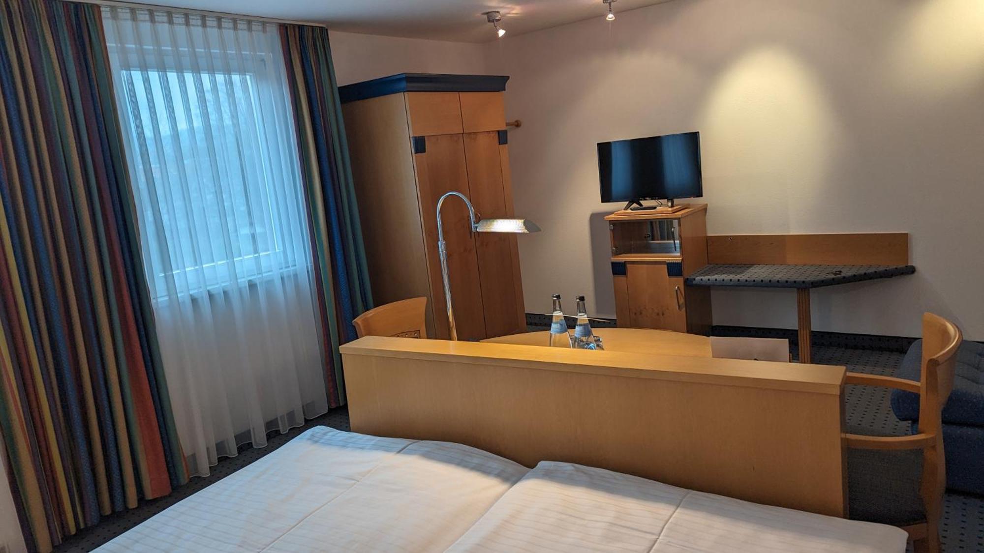 Hotel Gasthof Lang Balingen Buitenkant foto