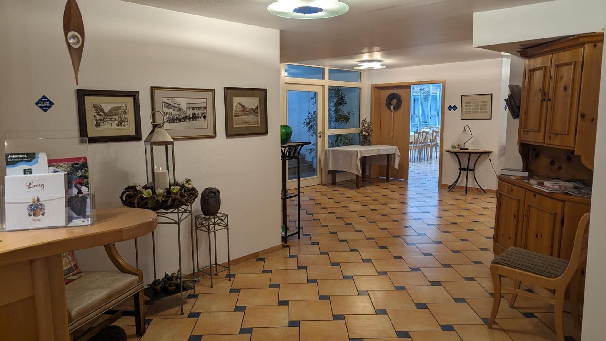 Hotel Gasthof Lang Balingen Buitenkant foto